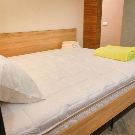 Luxury Loft в центре Полтавы Полтава Екстериор снимка